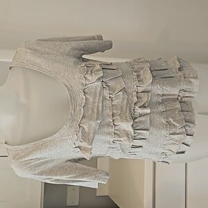 Loft Grey Ruffles T-Shirt Bouse Sz. S